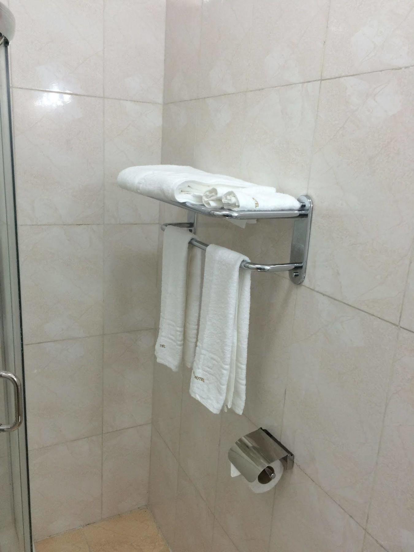 Gloria Hotel Кигали Экстерьер фото
